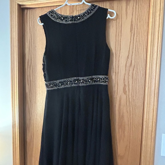 Angeleye London, evening dress - Picture 2 of 3